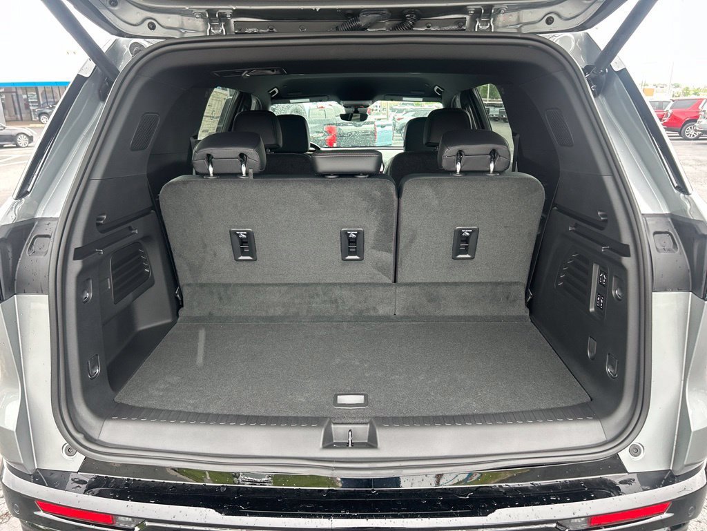 New 2026 Chevrolet Traverse High Country FWD image 42