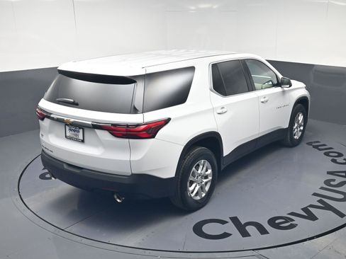 Certified 2023 Chevrolet Traverse LS image 33