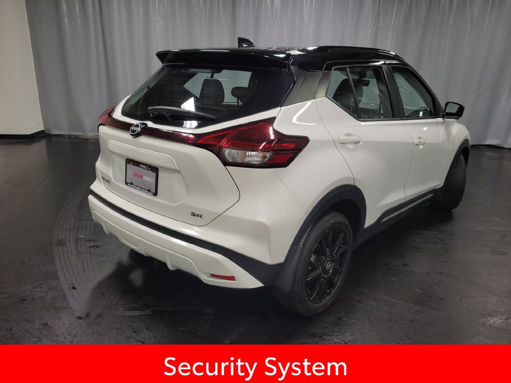 Used 2023 Nissan Kicks SR w/ SR Premium Package FWD image 8