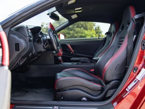 Used 2015 Nissan GT-R Black Edition AWD/4WD image 27