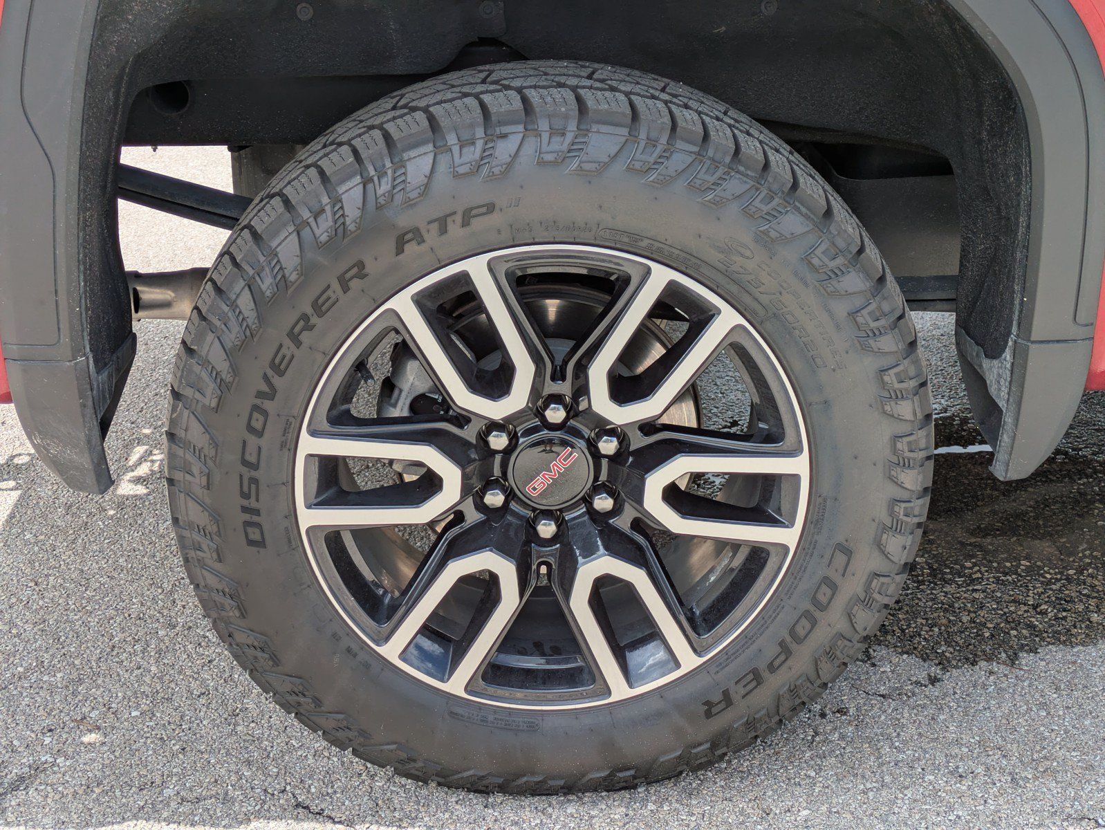 Used 2026 GMC Sierra 1500 AT4 w/ AT4 Premium Package AWD/4WD image 8