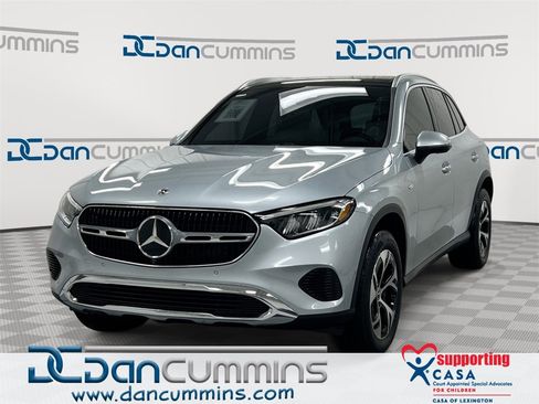 Used 2025 Mercedes-Benz GLC 350e GLC 350e image 1