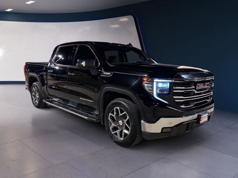 Used 2023 GMC Sierra 1500 SLT image 7