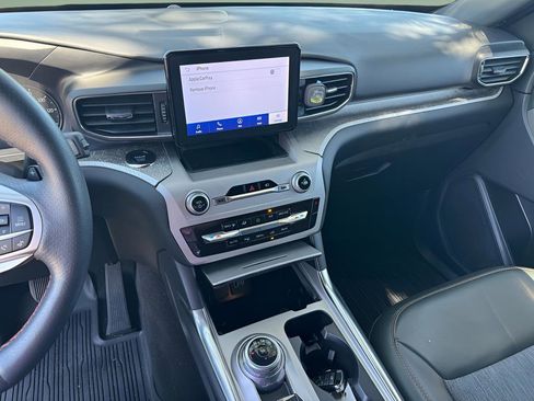 Used 2022 Ford Explorer Timberline w/ Timberline Technology Package AWD/4WD image 29