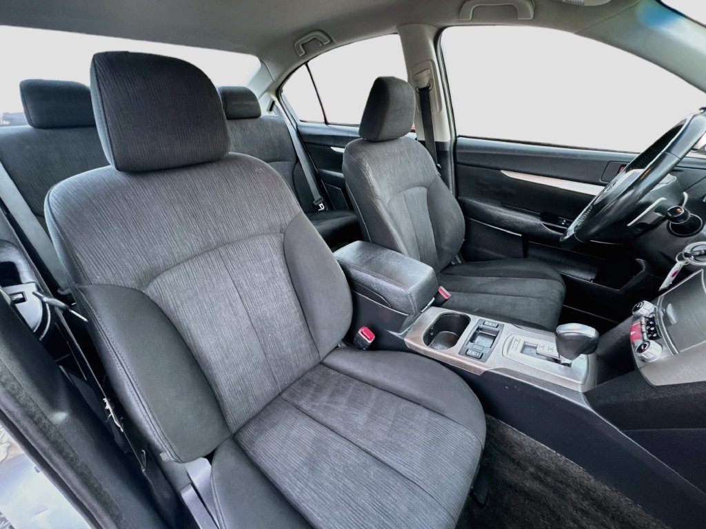 Used 2013 Subaru Legacy 2.5i Premium w/ All-Weather Pkg AWD/4WD image 24