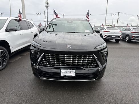 New 2026 Buick Enclave Avenir image 3