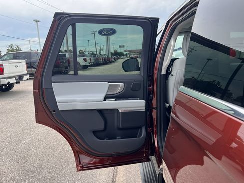 New 2027 Ford Expedition Platinum w/ Driver's Package AWD/4WD image 15