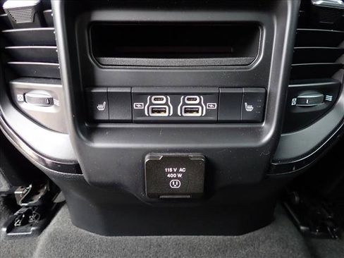 Used 2022 RAM 1500 Limited w/ Body Color Bumper Group AWD/4WD image 9