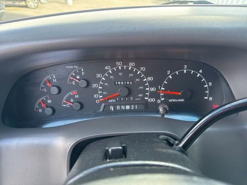Used 1999 Ford F250 XLT image 21