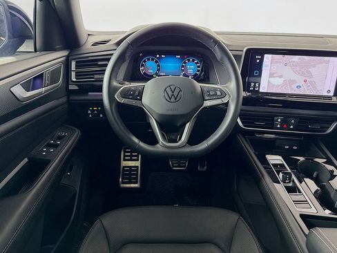 Used 2024 Volkswagen Atlas Cross Sport SEL R-Line image 24