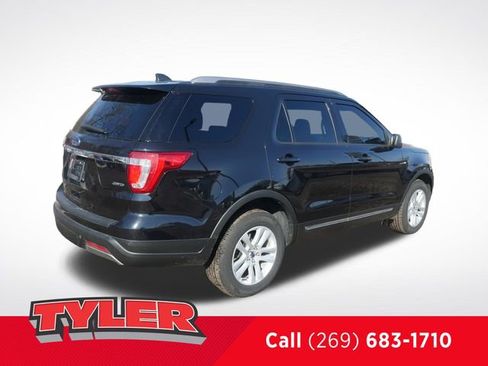Used 2019 Ford Explorer XLT w/ Class III Trailer Tow Package image 8
