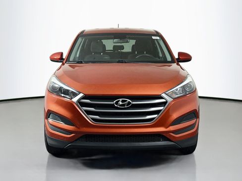 Used 2017 Hyundai Tucson SE FWD image 2