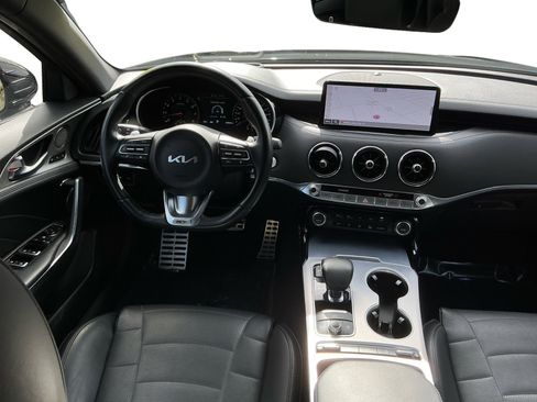Used 2023 Kia Stinger GT2 image 14