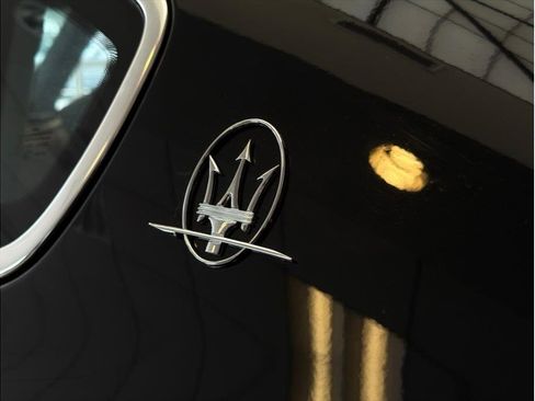 Used 2018 Maserati Quattroporte S RWD image 47