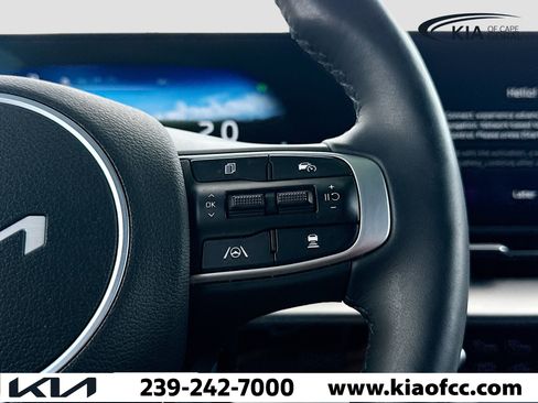 Used 2025 Kia Sportage SX Prestige AWD/4WD image 34