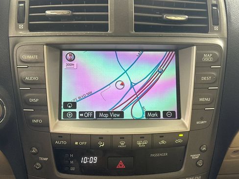 Used 2008 Lexus IS 250 w/ Premium Pkg RWD image 5