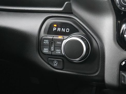 Used 2025 RAM 1500 Big Horn AWD/4WD image 24