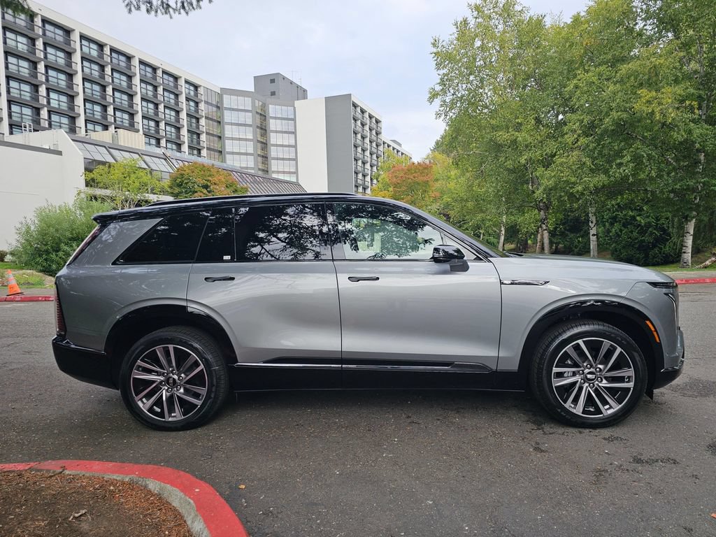 New 2027 Cadillac Vistiq Luxury AWD/4WD image 8
