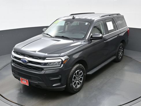 Used 2022 Ford Expedition XLT AWD/4WD image 35