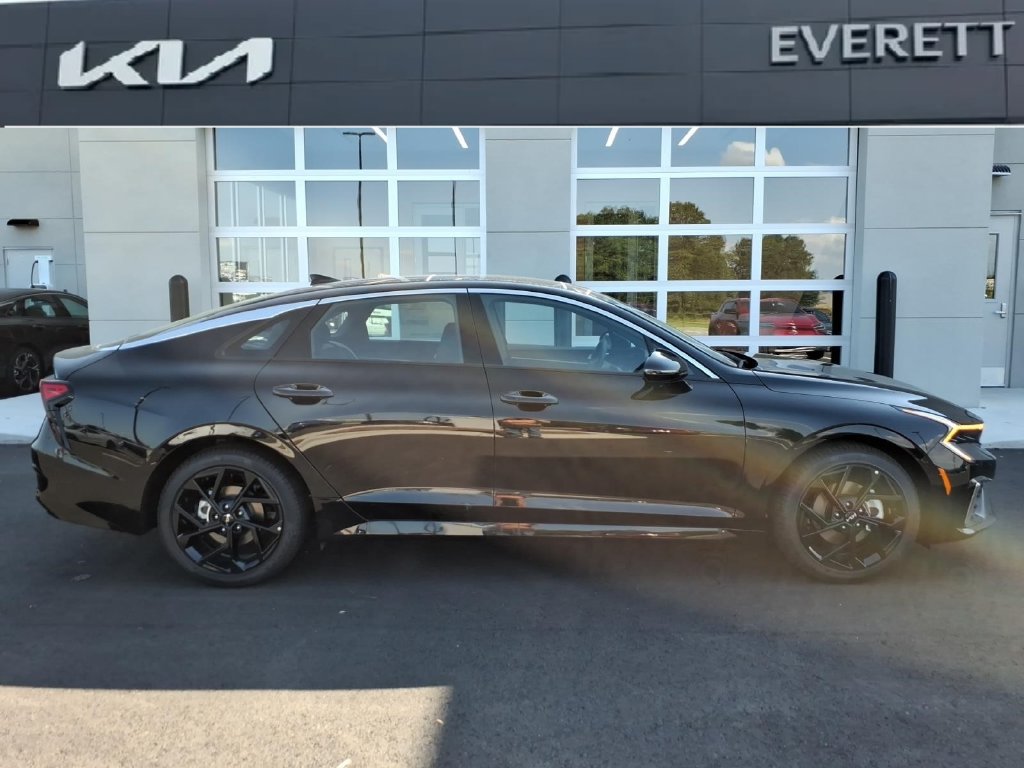 New 2026 Kia K5 GT-Line w/ GT-Line Premium Package FWD image 2