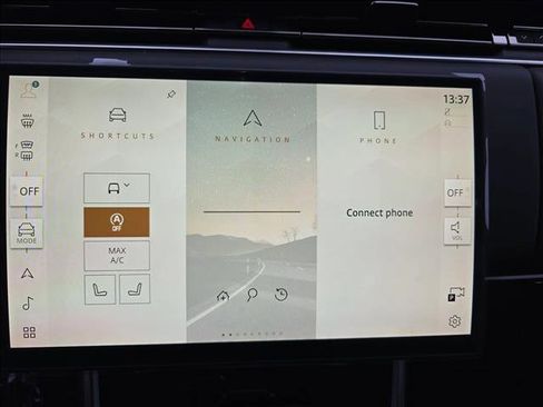 New 2026 Land Rover Range Rover SE image 21