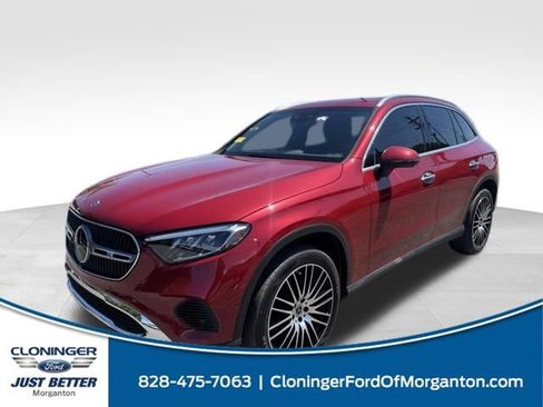 Used 2024 Mercedes-Benz GLC 300 image 1