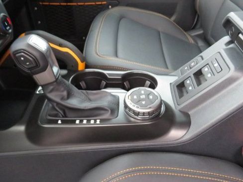 Certified 2022 Ford Bronco Badlands w/ Sasquatch Package image 17