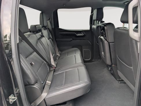 Used 2025 GMC Sierra 1500 SLT RWD image 13