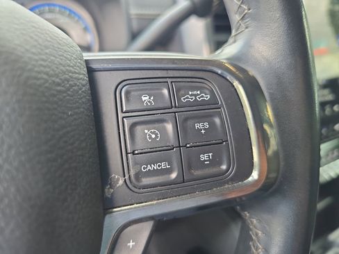 Used 2020 RAM 2500 Limited image 23