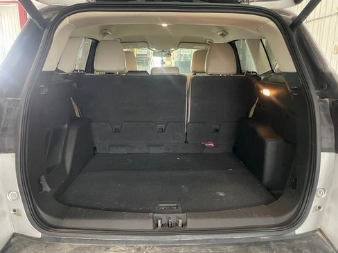 Used 2018 Ford Escape SEL FWD image 8