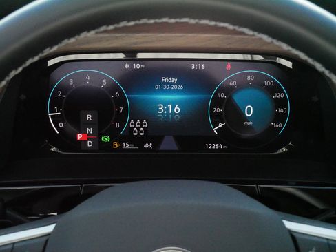 Certified 2025 Volkswagen Atlas SE w/ Black Wheel Package image 21