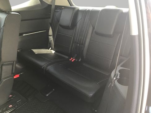 Used 2023 Volkswagen Atlas SEL R-Line AWD/4WD image 28