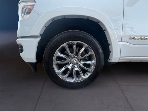 Used 2022 RAM 1500 Laramie w/ Sport Appearance Package image 9