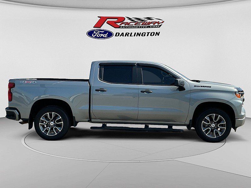 Used 2023 Chevrolet Silverado 1500 Custom w/ LPO, Dark Essentials Package AWD/4WD image 6