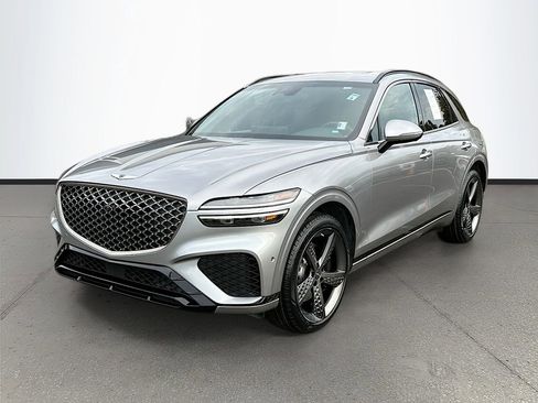 Used 2023 Genesis GV70 2.5T w/ Sport Prestige Package image 3