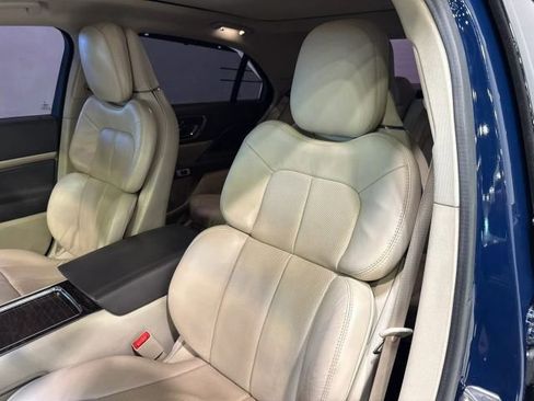 Used 2019 Lincoln Continental Reserve w/ Rear Seat Package AWD/4WD image 25