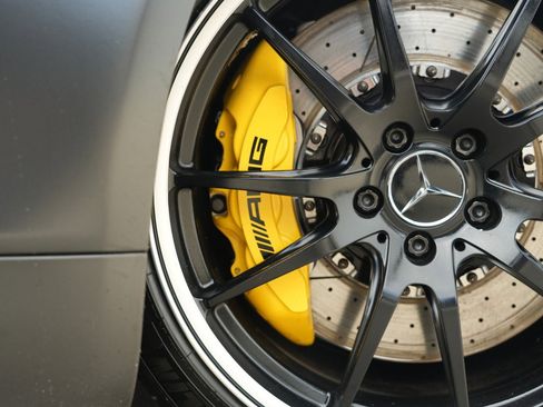 Used 2020 Mercedes-Benz AMG GT R image 64