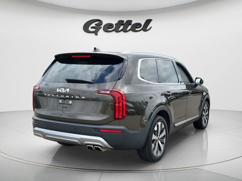 Used 2022 Kia Telluride EX w/ EX Premium Package FWD image 5