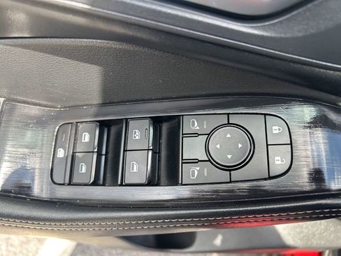 Certified 2025 Nissan Rogue SV AWD/4WD image 20