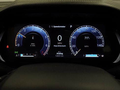 Used 2025 Jeep Grand Cherokee Limited AWD/4WD image 5