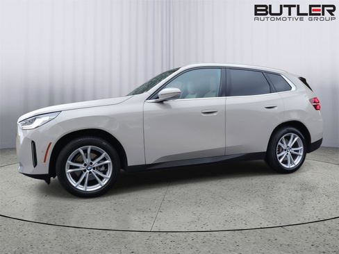 Used 2025 BMW X3 xDrive30i w/ Convenience Package image 46