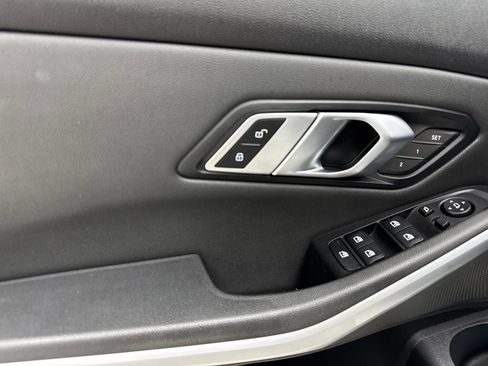 Used 2019 BMW 330i Sedan RWD image 36
