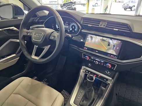 New 2025 Audi Q3 2.0T Premium Plus image 10