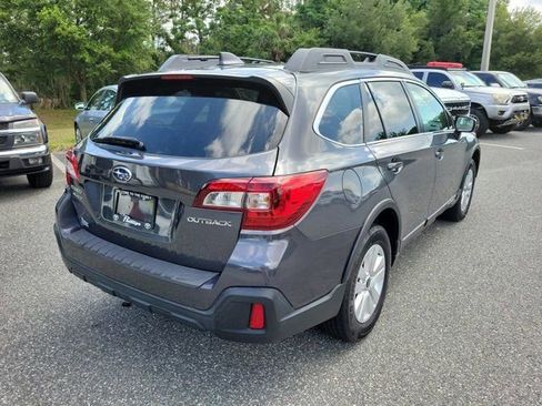 Used 2018 Subaru Outback 2.5i Premium AWD/4WD image 10
