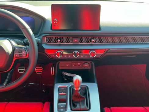 Used 2024 Honda Civic Type R image 31