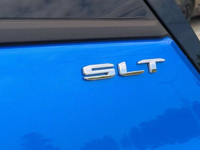 Used 2024 GMC Terrain SLT AWD/4WD image 13
