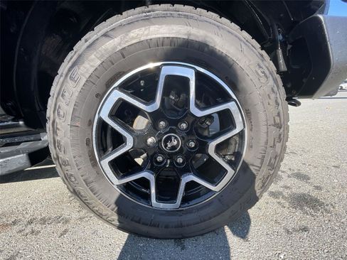 Used 2023 Ford Bronco Outer Banks image 25