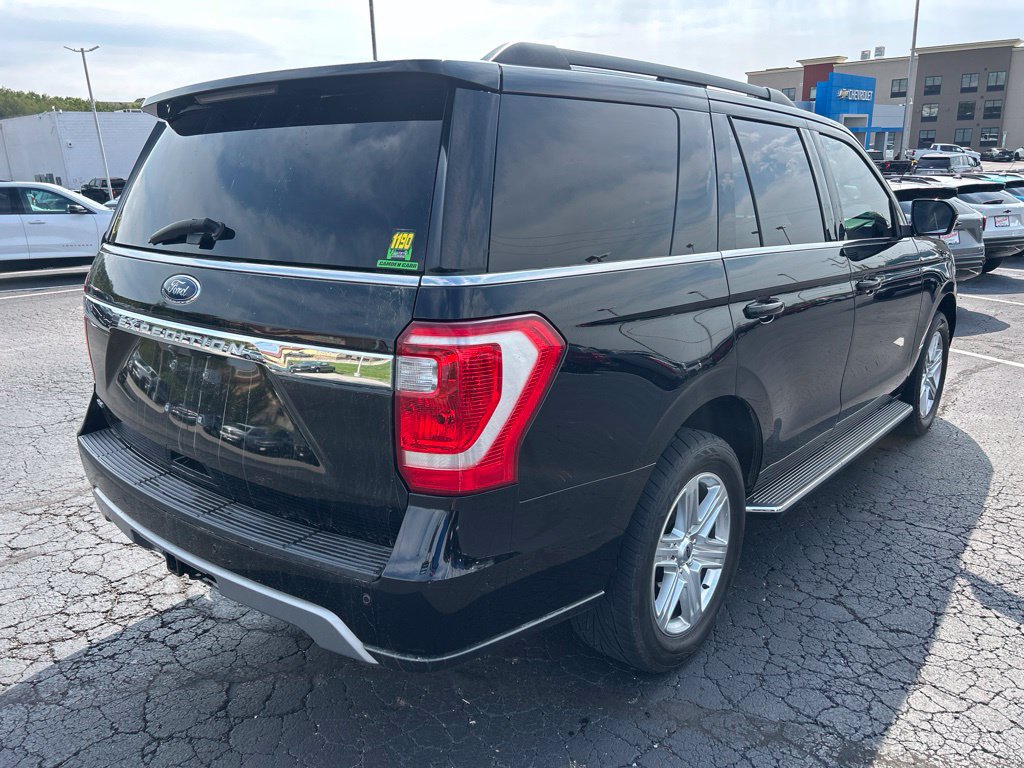 Used 2019 Ford Expedition XLT w/ Equipment Group 202A AWD/4WD image 5