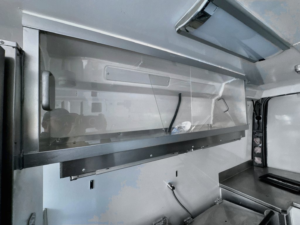Used 2021 Mercedes-Benz Sprinter 4500 w/ Parking Package image 20