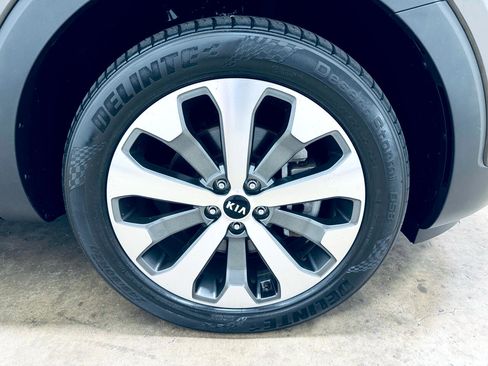 Used 2020 Kia Telluride S image 11